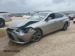 2021 Lexus ES with VIN 58AGZ1B19MU084872, listed as a Copart auction lot 44004425 with 65,257 mi miles and Salvage Title. Bid and sale history available at carsss.com. Image 1.