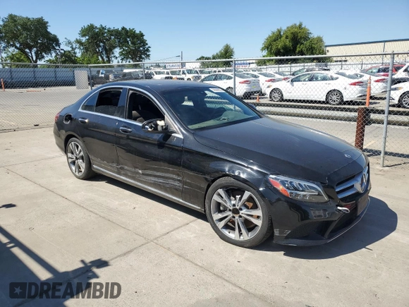 2019 Mercedes-Benz C 300 z VIN WDDWF8DB1KR483148, wystawiony jako Copart lot #56566925 z przebiegiem Nie podano mil oraz Czysty tytuł • Clean title. Historia ofert i sprzedaży dostępna na DreamBid. Obrazek 4.