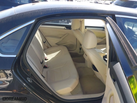 2012 Volkswagen Passat SE w/Sunroof with VIN 1VWBH7A38CC063186, listed as a IAAI auction lot 41700992 with 151,454 mi miles. Bid and sale history available at carsss.com. Image 8.