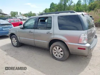 2008 Mercury Mountaineer z VIN 4M2EU47EX8UJ06182, wystawiony jako IAAI lot #42104679 z przebiegiem 121 918 mil mil oraz . Historia ofert i sprzedaży dostępna na DreamBid. Obrazek 3.