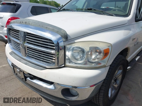 2008 Dodge 1500 SLT with VIN 1D7HA182X8S637446, listed as a IAAI auction lot 42071575 with 190,735 mi miles. Bid and sale history available at carsss.com. Image 6.
