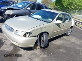 1998 Nissan Altima XE with VIN 1N4DL01D9WC159686, listed as a IAAI auction lot 42051686 with 219,699 mi miles and . Bid and sale history available at DreamBid. Image 18.