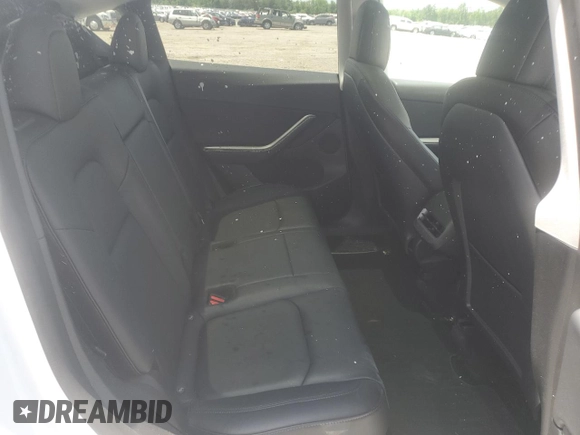 2022 Tesla Model Y Long Range z VIN 7SAYGDEE9NF455614, wystawiony jako Copart lot #57612985 z przebiegiem 22 101 mil mil oraz Szkoda całkowita • Salvage title. Historia ofert i sprzedaży dostępna na DreamBid. Obrazek 10.