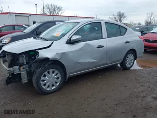 2019 Nissan Versa Sedan SV with VIN 3N1CN7AP1KL815688, listed as a IAAI auction lot 41955017 with 72,151 mi miles. Bid and sale history available at carsss.com. Image 6.