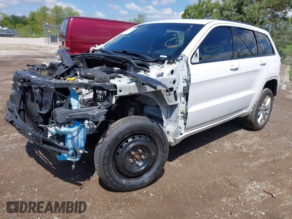 2019 Jeep Grand Cherokee Upland z VIN 1C4RJFAG4KC566506, wystawiony jako IAAI lot #42355720 z przebiegiem 127 141 mil mil oraz . Historia ofert i sprzedaży dostępna na DreamBid. Obrazek 2.