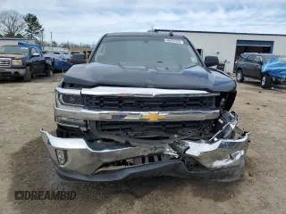 2018 Chevrolet Silverado 1500 LT with VIN 3GCUKREC5JG321483, listed as a Copart auction lot 46935335 with 130,860 mi miles and Salvage Title. Bid and sale history available at carsss.com. Image 5.