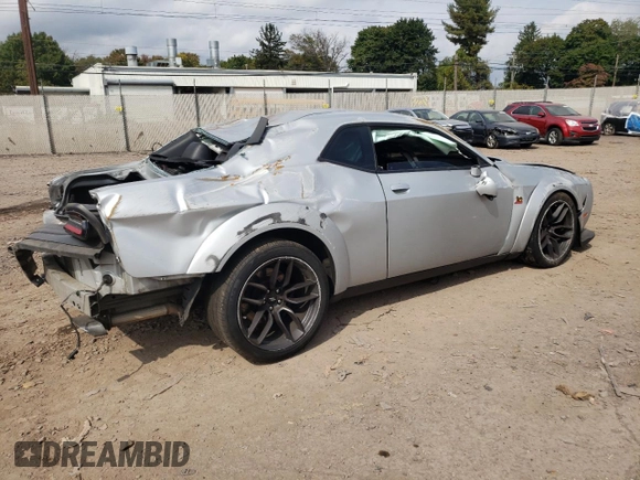 2019 Dodge Challenger R/T Scat Pack z VIN 2C3CDZFJ8KH642376, wystawiony jako Copart lot #74130094 z przebiegiem 59 742 mil mil oraz Szkoda całkowita • Salvage title. Historia ofert i sprzedaży dostępna na DreamBid. Obrazek 3.