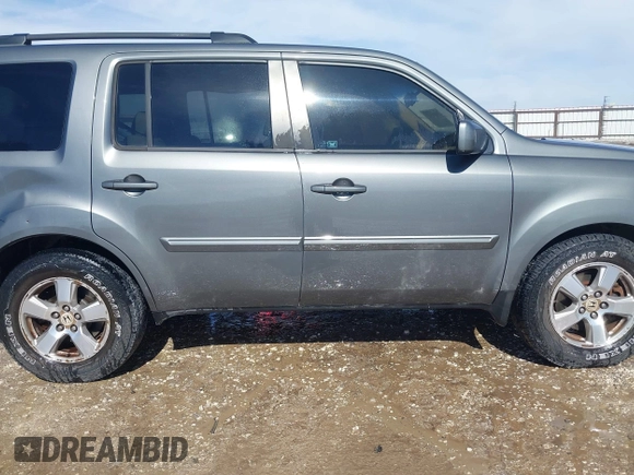 2009 Honda Pilot EX with VIN 5FNYF48469B003449, listed as a IAAI auction lot 41633525 with 190,462 mi miles. Bid and sale history available at carsss.com. Image 13.
