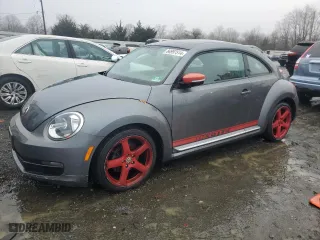 2012 Volkswagen Beetle 2.5L PZEV with VIN 3VWJP7AT8CM609112, listed as a Copart auction lot 84997514 with 160,122 mi miles and Salvage Title. Bid and sale history available at carsss.com. Image 1.