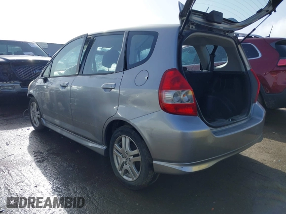 2007 Honda Fit Sport with VIN JHMGD37647S002930, listed as a IAAI auction lot 41604785 with 208,473 mi miles. Bid and sale history available at carsss.com. Image 3.