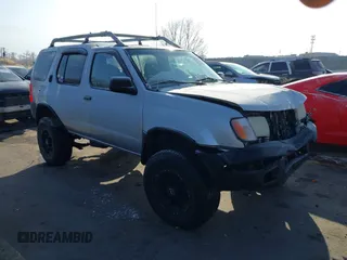 2000 Nissan Xterra XE with VIN 5N1ED28Y8YC547023, listed as a IAAI auction lot 41022266 with 165,392 mi miles. Bid and sale history available at carsss.com. Image 1.