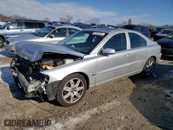 2005 Volvo S60 with VIN YV1RS592352440979, listed as a Copart auction lot 42433295 with 95,276 mi miles and Clean Title. Bid and sale history available at carsss.com. Image 1.