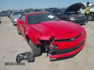 2015 Chevrolet Camaro LT z VIN 2G1FF3D36F9205750, wystawiony jako IAAI lot #41868492 z przebiegiem 73 552 mil mil oraz . Historia ofert i sprzedaży dostępna na DreamBid. Obrazek 1.