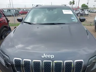 2021 Jeep Cherokee Latitude Lux with VIN 1C4PJLMX7MD150593, listed as a IAAI auction lot 42066825 with Not provided miles and . Bid and sale history available at DreamBid. Image 6.