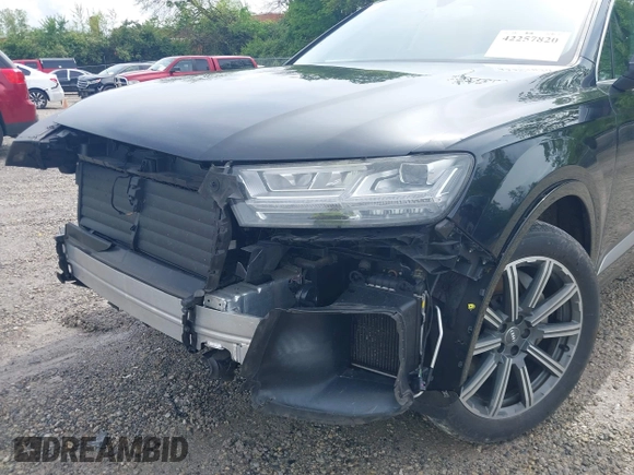 2017 Audi Q7 Premium Plus z VIN WA1LAAF71HD002374, wystawiony jako IAAI lot #42257820 z przebiegiem 111 527 mil mil oraz . Historia ofert i sprzedaży dostępna na DreamBid. Obrazek 6.