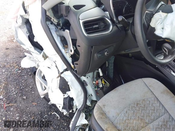 2022 Chevrolet Equinox LS with VIN 3GNAXHEV4NS155080, listed as a IAAI auction lot 42370518 with Not provided miles and . Bid and sale history available at DreamBid. Image 17.