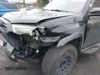 2021 Toyota 4Runner SR5 with VIN JTEMU5JR6M5855676, listed as a IAAI auction lot 41313015 with 101,078 mi miles and . Bid and sale history available at DreamBid. Image 17.