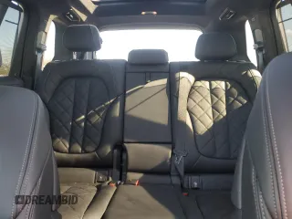 2024 BMW X7 xDrive40i with VIN 5UX23EM05R9S88273, listed as a Copart auction lot 88320765 with 17,443 mi miles and Salvage Title. Bid and sale history available at carsss.com. Image 10.