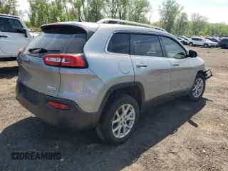 2017 Jeep Cherokee Latitude z VIN 1C4PJMCB5HW545460, wystawiony jako Copart lot #56350065 z przebiegiem 87 873 mil mil oraz Szkoda całkowita • Salvage title. Historia ofert i sprzedaży dostępna na DreamBid. Obrazek 3.
