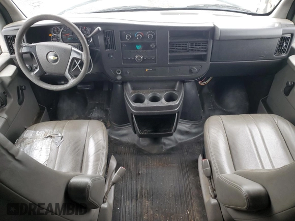 2011 Chevrolet Express Cargo with VIN 1GCSGAFX3B1159798, listed as a Copart auction lot 55997465 with 147,803 mi miles and Clean title. Bid and sale history available at DreamBid. Image 8.
