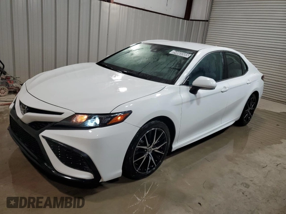 2023 Toyota Camry SE with VIN 4T1G11AK0PU084336, listed as a Copart auction lot 54665585 with 54,191 mi miles and Clean Title. Bid and sale history available at carsss.com. Image 1.
