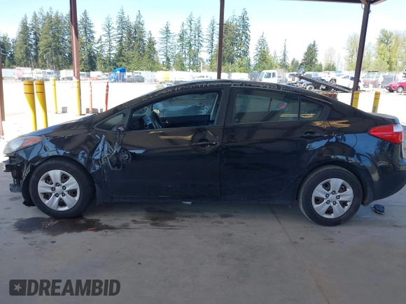 2015 Kia Forte LX with VIN KNAFK4A60F5290540, listed as a IAAI auction lot 42046059 with 107,232 mi miles. Bid and sale history available at carsss.com. Image 15.