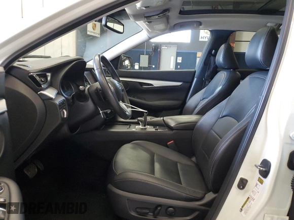2020 Infiniti QX50 ESSENTIAL with VIN 3PCAJ5M32LF114512, listed as a Copart auction lot 55072625 with 131,863 mi miles and Clean Title. Bid and sale history available at carsss.com. Image 7.