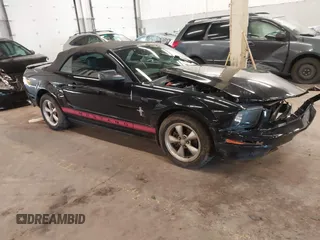 2008 Ford Mustang Deluxe with VIN 1ZVHT84N185144702, listed as a IAAI auction lot 41542731 with 114,156 mi miles and . Bid and sale history available at carsss.com. Image 1.