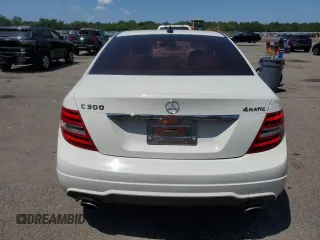 2012 Mercedes-Benz C 300 Sport with VIN WDDGF8BBXCA711039, listed as a Copart auction lot 61417975 with 131,692 mi miles and Salvage title. Bid and sale history available at DreamBid. Image 6.