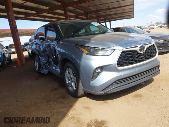2024 Toyota Highlander LE with VIN 5TDKDRAH3RS051413, listed as a IAAI auction lot 42041267 with 33,210 mi miles and . Bid and sale history available at DreamBid. Image 6.