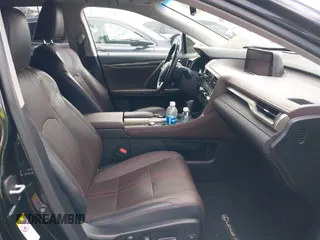 2019 Lexus RX 350L Premium z VIN JTJGZKCA0K2011427, wystawiony jako IAAI lot #41578080 z przebiegiem 77 252 mil mil oraz . Historia ofert i sprzedaży dostępna na DreamBid. Obrazek 5.
