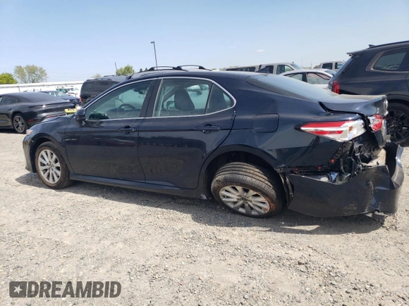2020 Toyota Camry LE with VIN 4T1C11AKXLU976599, listed as a Copart auction lot 50689505 with 41,322 mi miles and Salvage Title. Bid and sale history available at carsss.com. Image 2.