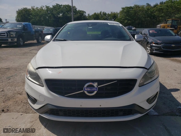 2016 Volvo S60 T5 Drive-E R-Design Special Edition with VIN YV126MFP4G2395358, listed as a Copart auction lot 69381243 with 112,719 mi miles. Bid and sale history available at carsss.com. Image 5.