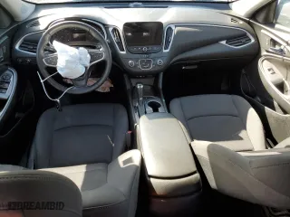 2020 Chevrolet Malibu RS with VIN 1G1ZG5ST0LF120401, listed as a Copart auction lot 47270375 with 30,688 mi miles and Salvage Title. Bid and sale history available at carsss.com. Image 8.