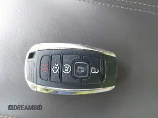 2017 Lincoln MKZ Hybrid Premiere с VIN 3LN6L5KU7HR634671, выставлен на аукционе IAAI как лот 42074134 с пробегом 105 850 миль миль и . История ставок и продаж доступна на DreamBid. Изображение 11.