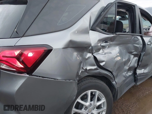 2023 Chevrolet Equinox LS z VIN 3GNAXSEG4PL206539, wystawiony jako IAAI lot #41314044 z przebiegiem 13 658 mil mil oraz . Historia ofert i sprzedaży dostępna na DreamBid. Obrazek 6.