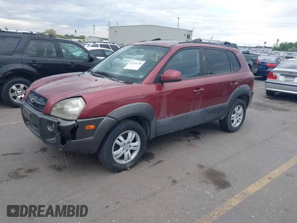 2006 Hyundai Tucson GLS with VIN KM8JN12D86U340196, listed as a IAAI auction lot 42144736 with 232,121 mi miles. Bid and sale history available at carsss.com. Image 2.