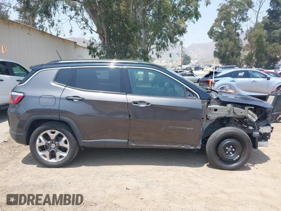 2018 Jeep Compass Limited with VIN 3C4NJCCB5JT253420, listed as a IAAI auction lot 42443809 with 98,057 mi miles and . Bid and sale history available at DreamBid. Image 14.