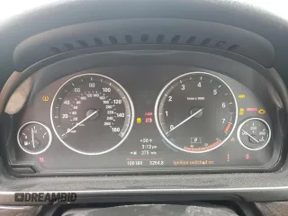 2013 BMW 5 Series 528i xDrive z VIN WBAXH5C59DD112318, wystawiony jako Copart lot #57650125 z przebiegiem 106 189 mil mil oraz Szkoda całkowita • Salvage title. Historia ofert i sprzedaży dostępna na DreamBid. Obrazek 9.