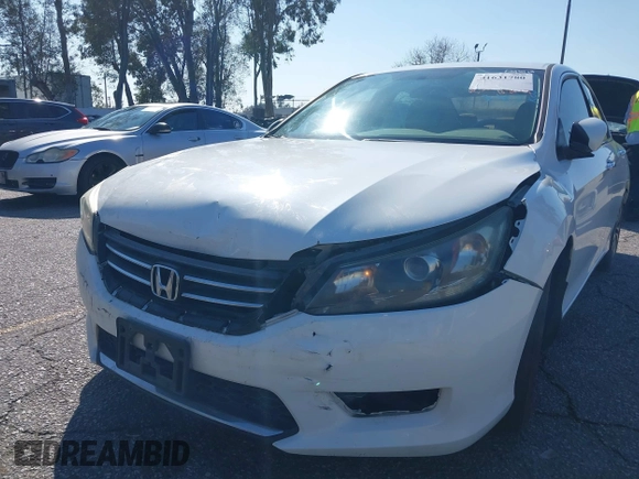 2015 Honda Accord Sedan LX with VIN 1HGCR2F33FA204165, listed as a IAAI auction lot 41631780 with 92,182 mi miles. Bid and sale history available at carsss.com. Image 6.