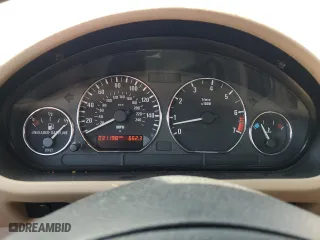 2001 BMW Z3 2.5i with VIN WBACN33421LM01058, listed as a Copart auction lot 69644504 with 31,198 mi miles and Salvage Title. Bid and sale history available at carsss.com. Image 9.