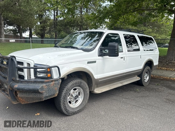 2005 Ford Excursion Eddie Bauer z VIN 1FMNU45S55ED43971, wystawiony jako Copart lot #62346055 z przebiegiem 216 668 mil mil oraz Czysty tytuł • Clean title. Historia ofert i sprzedaży dostępna na DreamBid. Obrazek 2.