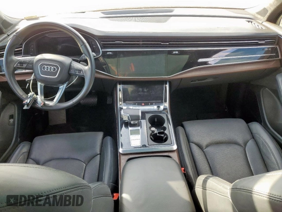 2021 Audi Q7 Prestige z VIN WA1VXAF74MD027951, wystawiony jako Copart lot #60151935 z przebiegiem Nie podano mil oraz Szkoda całkowita • Salvage title. Historia ofert i sprzedaży dostępna na DreamBid. Obrazek 8.