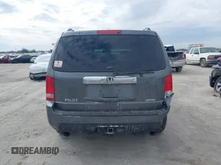 2011 Honda Pilot EX-L with VIN 5FNYF4H59BB042308, listed as a IAAI auction lot 41635511 with 196,736 mi miles and . Bid and sale history available at carsss.com. Image 16.
