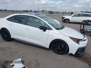 2021 Toyota Corolla SE with VIN 5YFS4MCE6MP080606, listed as a IAAI auction lot 41565478 with 38,780 mi miles. Bid and sale history available at carsss.com. Image 1.