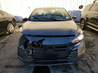 2023 Nissan Versa S z VIN 3N1CN8DV4PL872667, wystawiony jako Copart lot #87870005 z przebiegiem 17 702 mil mil oraz Szkoda całkowita • Salvage title. Historia ofert i sprzedaży dostępna na DreamBid. Obrazek 5.