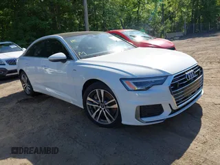 2021 Audi A6 Premium Plus z VIN WAUL2AF24MN063338, wystawiony jako IAAI lot #42228401 z przebiegiem 57 730 mil mil oraz . Historia ofert i sprzedaży dostępna na DreamBid. Obrazek 1.