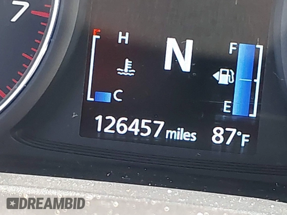 2018 Mitsubishi Outlander SE with VIN JA4AD3A33JZ055813, listed as a IAAI auction lot 41232885 with 126,457 mi miles and . Bid and sale history available at DreamBid. Image 7.