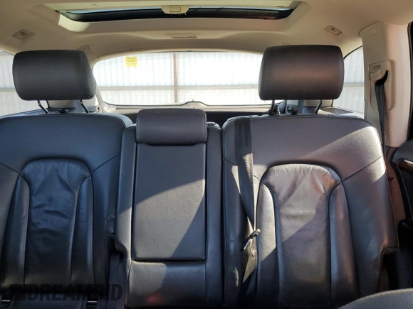 2011 Audi Q7 Premium Plus with VIN WA1LMAFE7BD000156, listed as a Copart auction lot 88290975 with 211,111 mi miles and Salvage title. Bid and sale history available at DreamBid. Image 10.