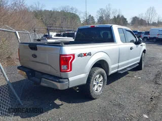 2016 Ford F-150 XLT with VIN 1FTFX1EFXGFA83792, listed as a IAAI auction lot 41034017 with 166,995 mi miles. Bid and sale history available at carsss.com. Image 4.